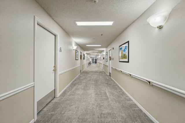 20-web-or-mls-W Hefner Rd-009