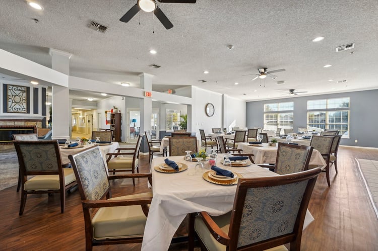 33-web-or-mls-W Hefner Rd-022