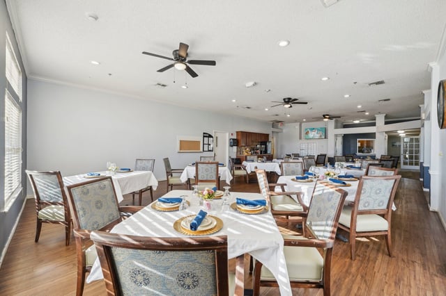 35-web-or-mls-W Hefner Rd-024